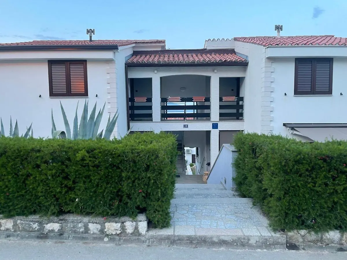 Residence4A-Appartamento Verde Ravni