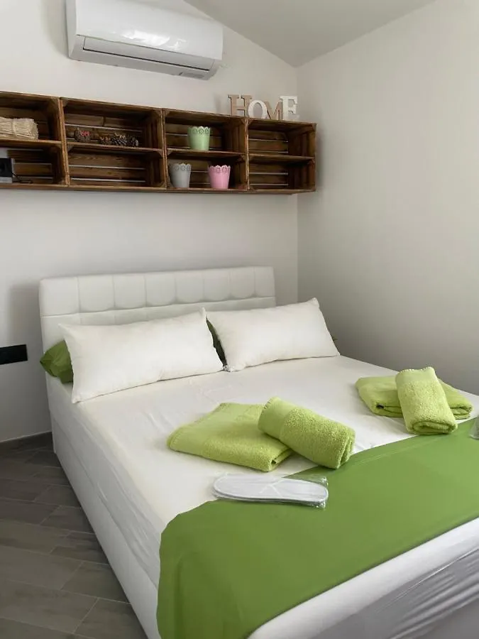 Residence4A-Appartamento Verde Ravni Lejlighed